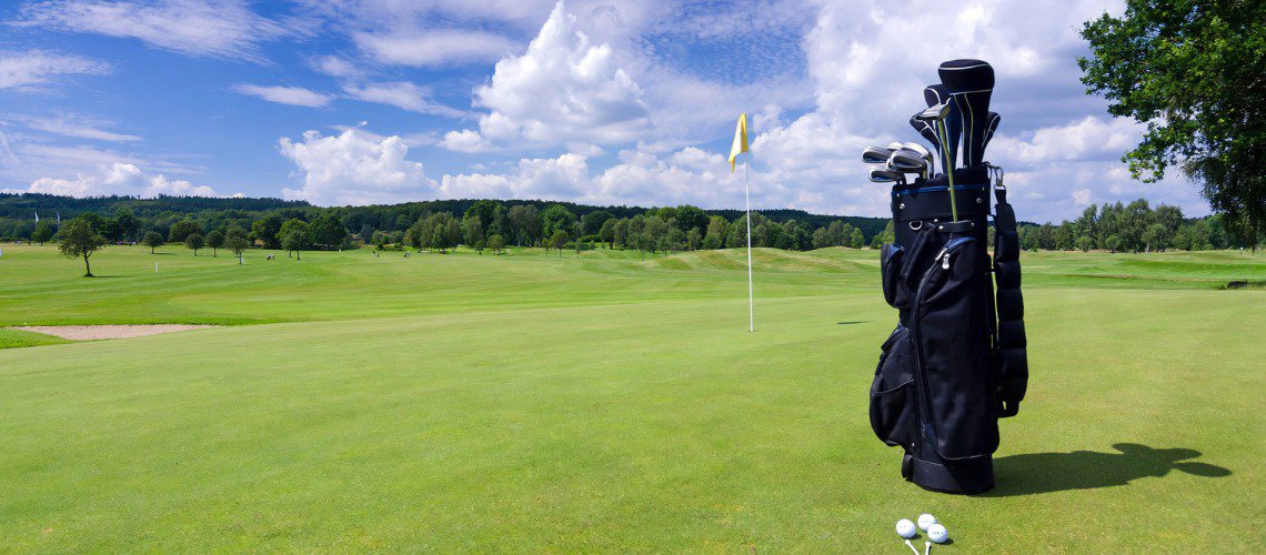 TRUSTING YOUR GAME ON THE GOLF COURSE cover
